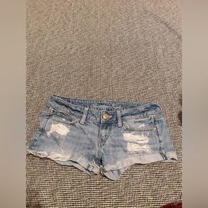 american eagle. size 4. blue washed.